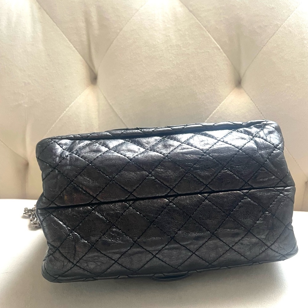 Chanel Metallic Chain Shoulder Bag - Picture 4 of 7
